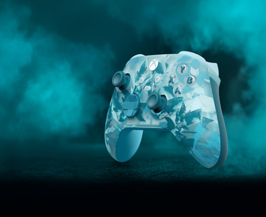 Front left angle and back right angle of the XBOX Wireless Controller – Ice Breaker Special Edition 