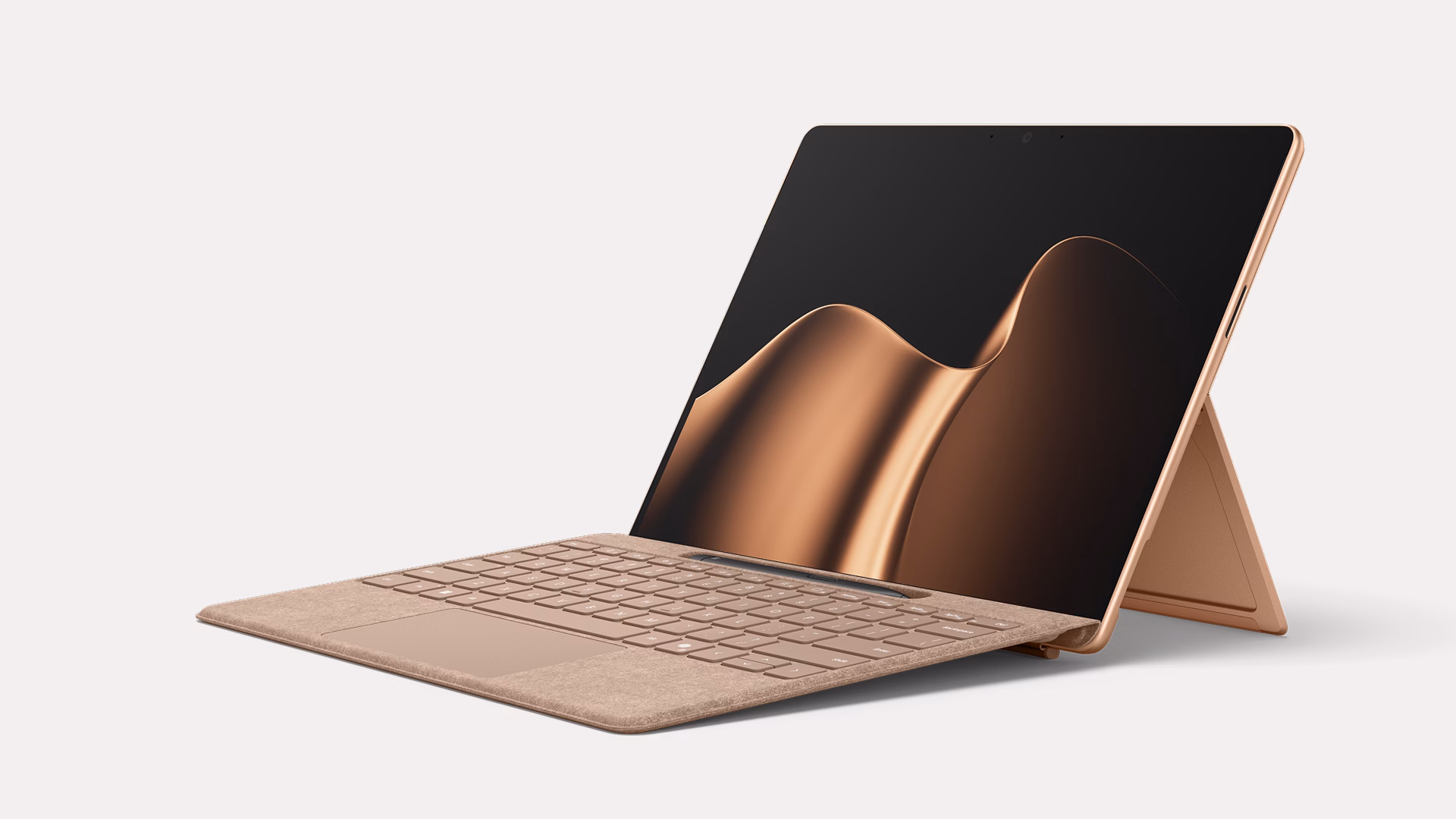 A Surface Pro and an attached Surface Pro 13-inch Flex Keyboard with Slim Pen in the colour Dune.